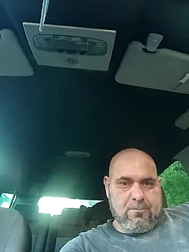 Snapshot of Czarny1104 chatting on 09/10/25, 05:02 Czarny1104 online show from 09/10/25, 05:02