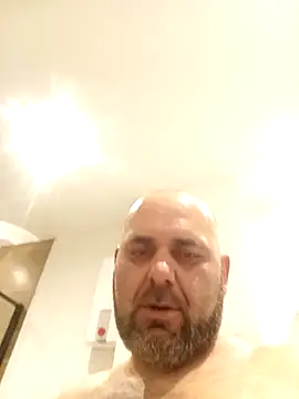 Snapshot of Czarny1104 chatting on 09/13/25, 09:03 Czarny1104 online show from 09/13/25, 09:03