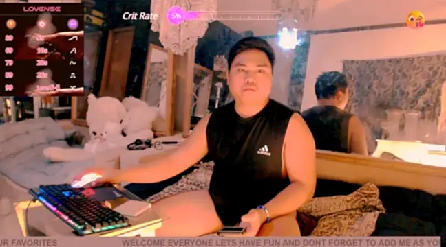 Snapshot of Hardking_69 chatting on 02/03/25, 11:53 Hardking 69 online show from 02/03/25, 11:53