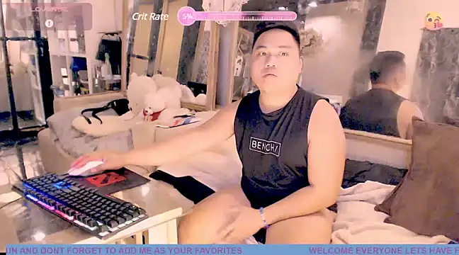 Snapshot of Hardking_69 chatting on 02/18/25, 01:54 Hardking 69 online show from 02/18/25, 01:54