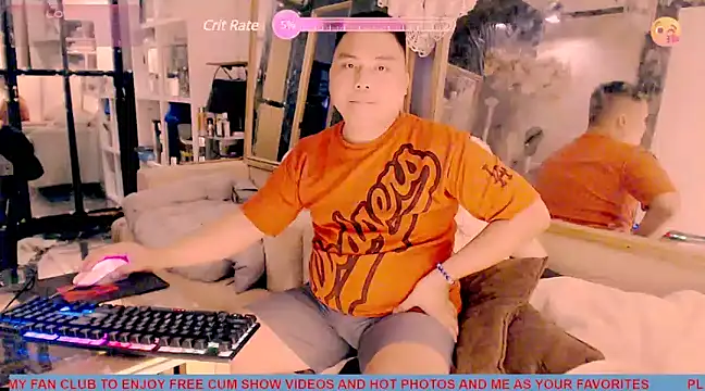 Snapshot of Hardking_69 chatting on 03/18/25, 08:36 Hardking 69 online show from 03/18/25, 08:36