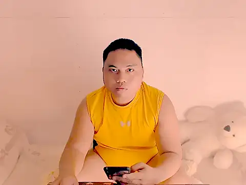 Snapshot of Hardking_69 chatting on 09/12/25, 02:11 Hardking 69 online show from 09/12/25, 02:11