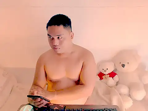 Snapshot of Hardking_69 chatting on 09/12/25, 02:17 Hardking 69 online show from 09/12/25, 02:17