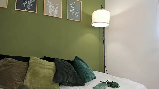 karlye 5 online show from 09/13/25, 01:11