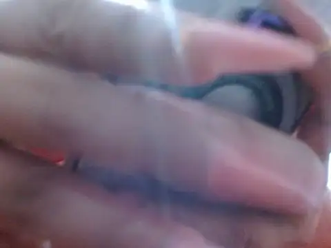 Snapshot of megganplayx chatting on 11/25/25, 03:28 megganplayx online show from 11/25/25, 03:28