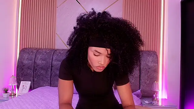 Snapshot of naia_blessed chatting on 04/24/26, 07:16 naia blessed online show from 04/24/26, 07:16