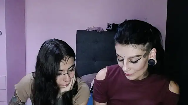 Snapshot of _onthary_6 chatting on 03/16/25, 12:12  onthary 6 online show from 03/16/25, 12:12