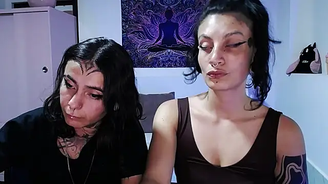 Snapshot of _onthary_6 chatting on 10/16/25, 01:17  onthary 6 online show from 10/16/25, 01:17