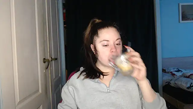 ryhhnnagold99 online show from 01/07/26, 03:36