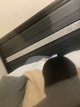 Snapshot of Kentrell_412 chatting on 10/29/25, 04:15 Kentrell 412 online show from 10/29/25, 04:15