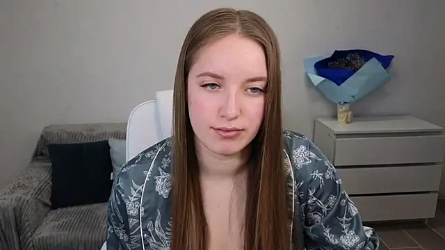 EvaMaddison online show from 12/29/24, 08:44