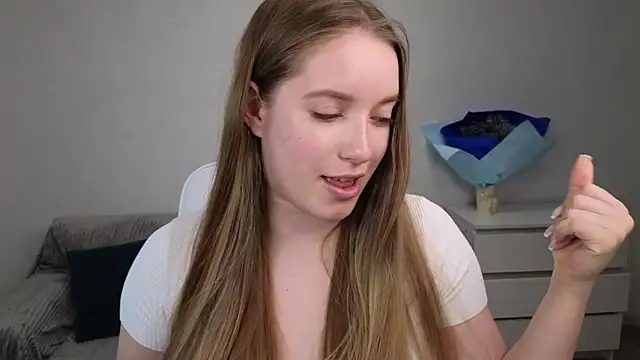 EvaMaddison online show from 01/11/25, 09:57