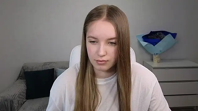 EvaMaddison online show from 01/15/25, 05:50