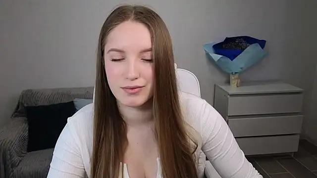 EvaMaddison online show from 02/13/25, 04:43