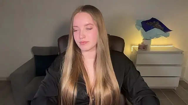 Snapshot of EvaMaddison chatting on 07/20/26, 10:56 EvaMaddison online show from 07/20/26, 10:56