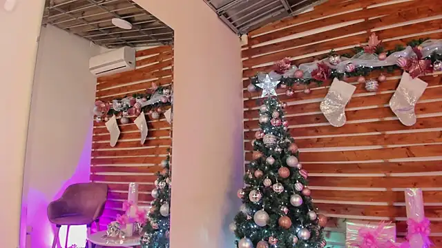  MeganRain online show from 12/22/25, 08:55