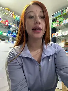 Snapshot of roouse chatting on 01/13/25, 10:35 roouse online show from 01/13/25, 10:35