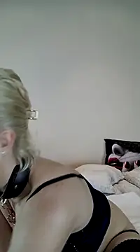 Snapshot of AureliaDoux chatting on 03/09/25, 09:03 AureliaDoux online show from 03/09/25, 09:03