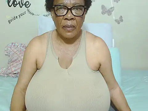 DairyQueen2 online show from 09/19/25, 06:04