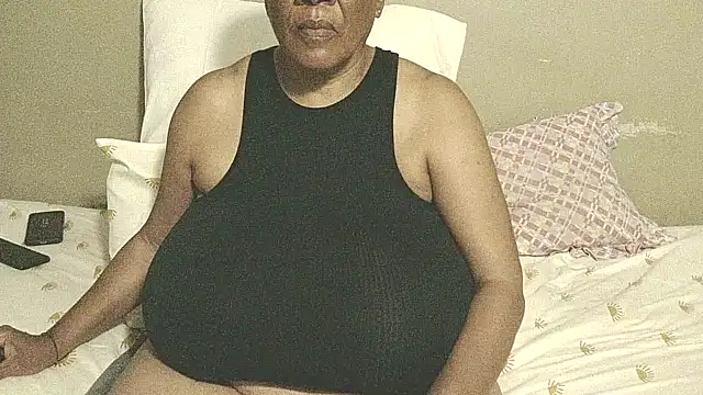 Snapshot of DairyQueen2 chatting on 03/27/26, 09:14 DairyQueen2 online show from 03/27/26, 09:14