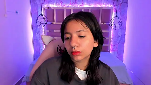 Nami usagi online show from 12/16/24, 01:00