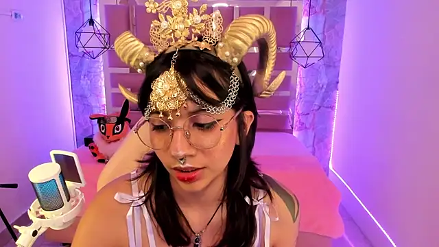 Nami usagi online show from 01/06/25, 03:19