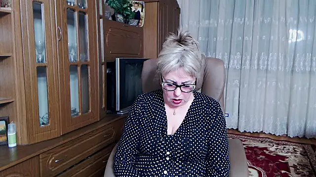 Kallliina online show from 02/19/25, 05:49