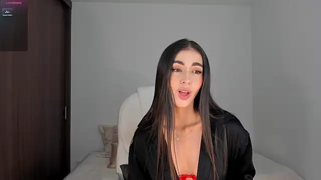 Snapshot of RebeccaBaxter chatting on 02/27/25, 11:48 RebeccaBaxter online show from 02/27/25, 11:48