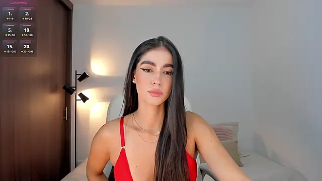 RebeccaBaxter online show from 11/28/25, 11:29