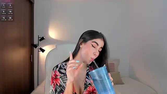 Snapshot of RebeccaBaxter chatting on 03/13/26, 11:00 RebeccaBaxter online show from 03/13/26, 11:00