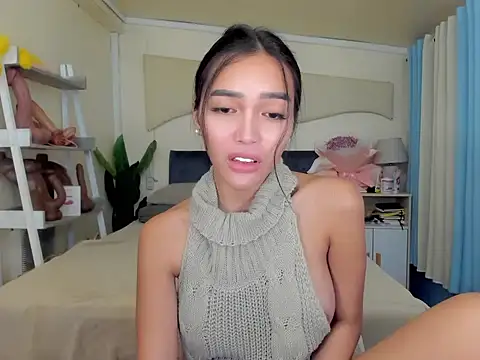 Snapshot of _caroline69 chatting on 12/20/25, 12:34 caroline69 online show from 12/20/25, 12:34