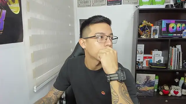 SIXXTOLOVE18 online show from 03/08/25, 05:01