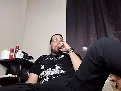 Snapshot of lucasgalacticman chatting on 01/15/25, 05:37 lucasgalacticman online show from 01/15/25, 05:37