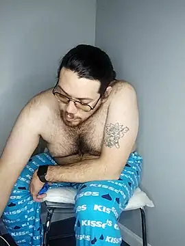 Snapshot of lucasgalacticman chatting on 02/23/25, 12:08 lucasgalacticman online show from 02/23/25, 12:08