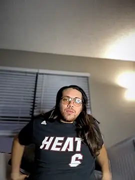 Snapshot of lucasgalacticman chatting on 10/14/25, 11:16 lucasgalacticman online show from 10/14/25, 11:16