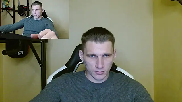 Snapshot of PoliglotJoe chatting on 12/27/24, 06:24 PoliglotJoe online show from 12/27/24, 06:24
