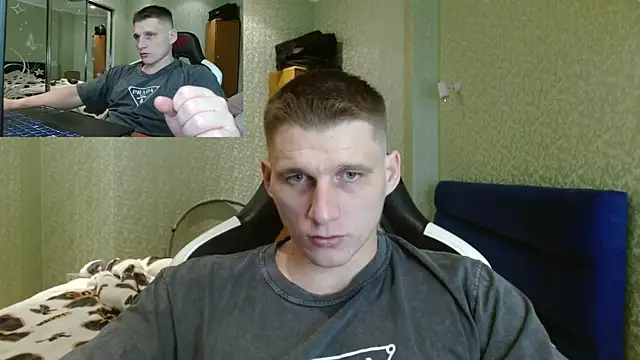 Snapshot of PoliglotJoe chatting on 01/19/25, 09:34 PoliglotJoe online show from 01/19/25, 09:34