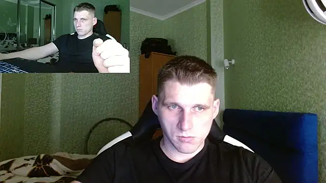Snapshot of PoliglotJoe chatting on 01/22/25, 05:28 PoliglotJoe online show from 01/22/25, 05:28