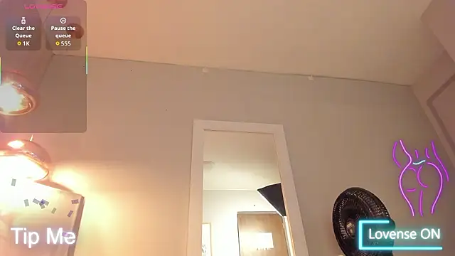 bonie lov online show from 02/20/26, 10:32