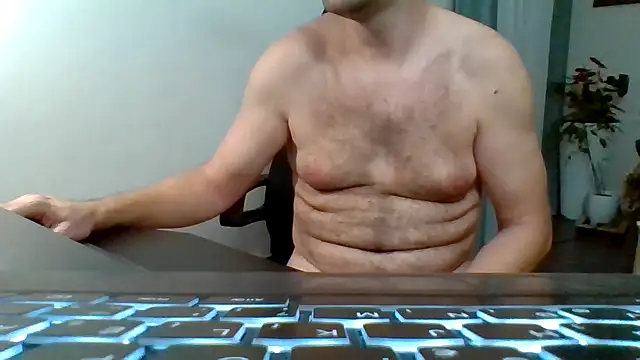 Horney boy86 online show from 10/08/25, 10:07