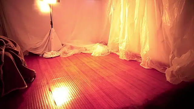 HannaMoom online show from 11/19/25, 10:32