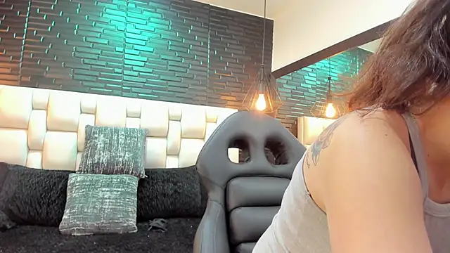 Salo Heaven online show from 02/08/25, 01:44