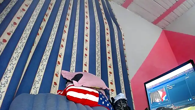 Snapshot of Vanessasweet2304 chatting on 12/12/24, 09:48 Vanessasweet2304 online show from 12/12/24, 09:48