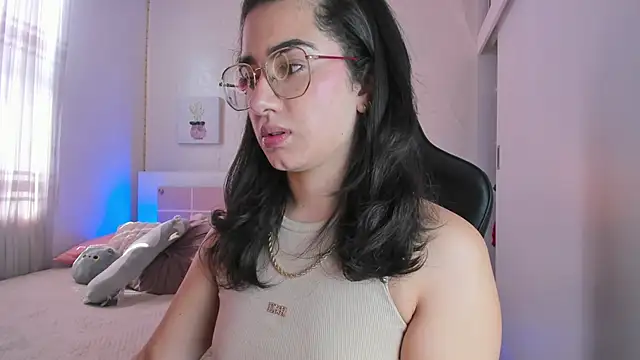 annadu011 online show from 01/12/25, 02:09