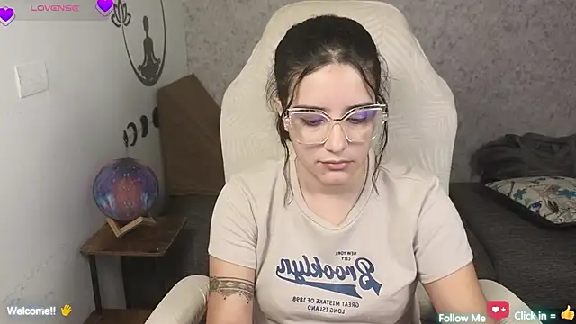 blue  moon  online show from 02/17/25, 10:29