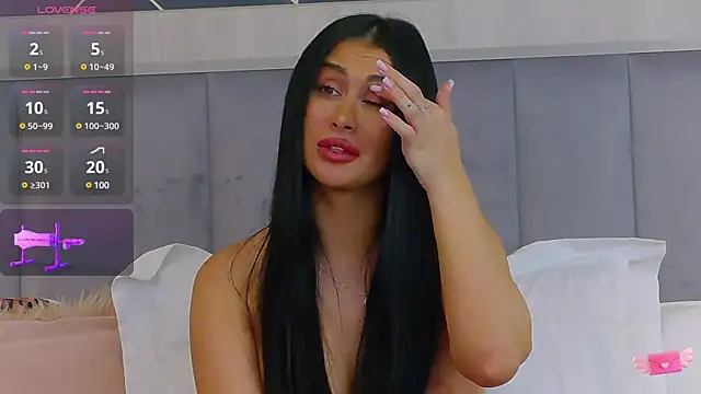 EmyLaveau online show from 02/11/25, 11:54