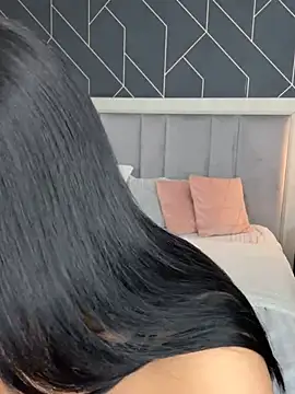 EmyLaveau online show from 03/22/25, 06:22