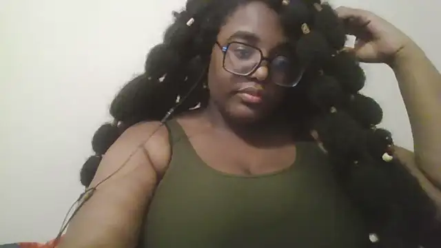 Snapshot of MissCC99 chatting on 11/16/25, 07:03 MissCC99 online show from 11/16/25, 07:03