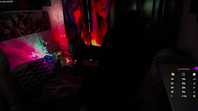 Snapshot of emma_luna59 chatting on 04/13/26, 10:04 emma luna59 online show from 04/13/26, 10:04