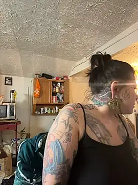 evacheers online show from 02/09/26, 08:40